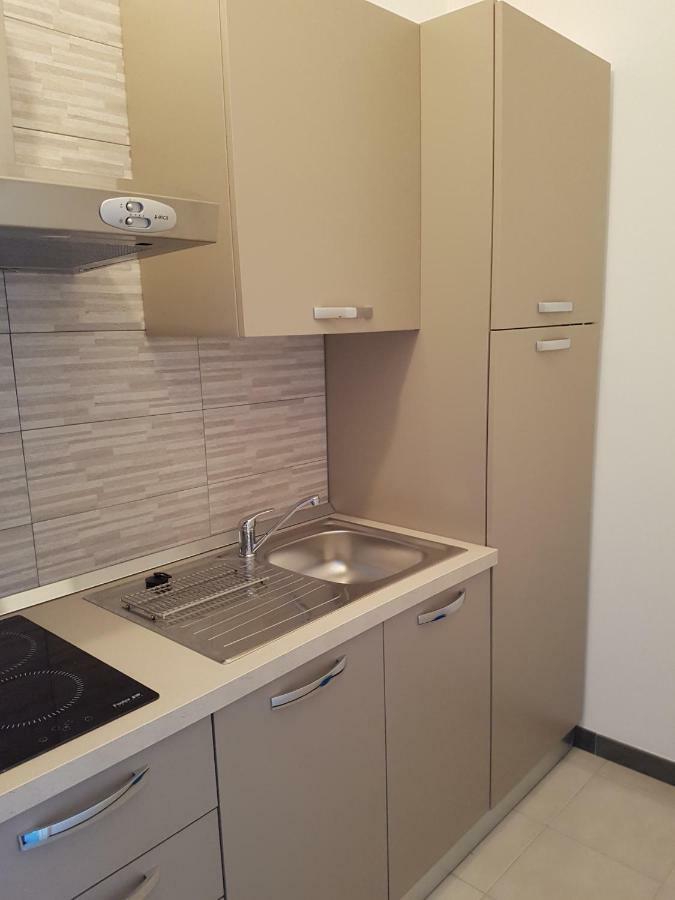 Mansarda Stefania Apartment Амеля Екстериор снимка